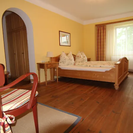 Landhaus Strussnighof بيت ضيافة Pörtschach am Wörthersee