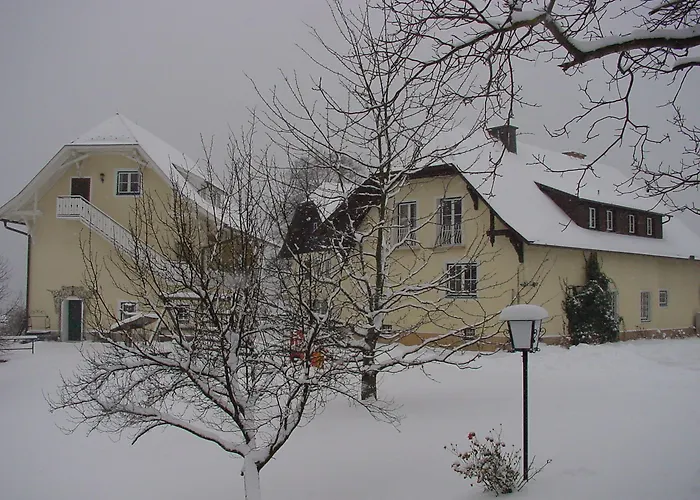 Strussnighof Guest house Portschach am Woerthersee