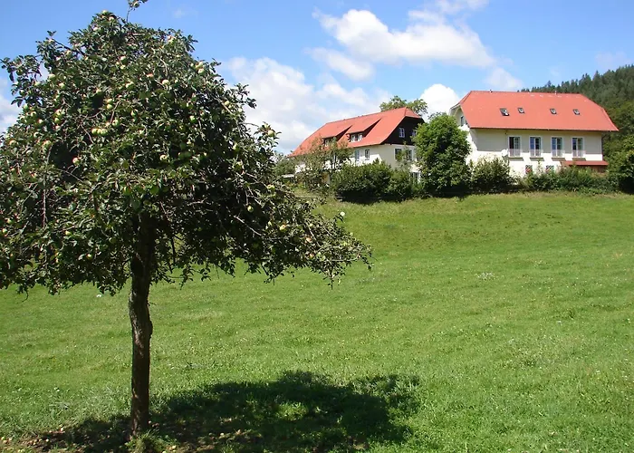 Strussnighof Guest house Portschach am Woerthersee