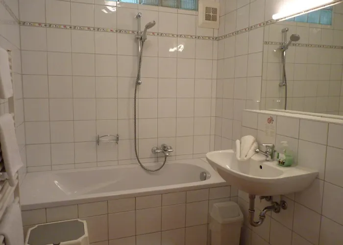 Strussnighof בית הארחה Pörtschach am Wörthersee